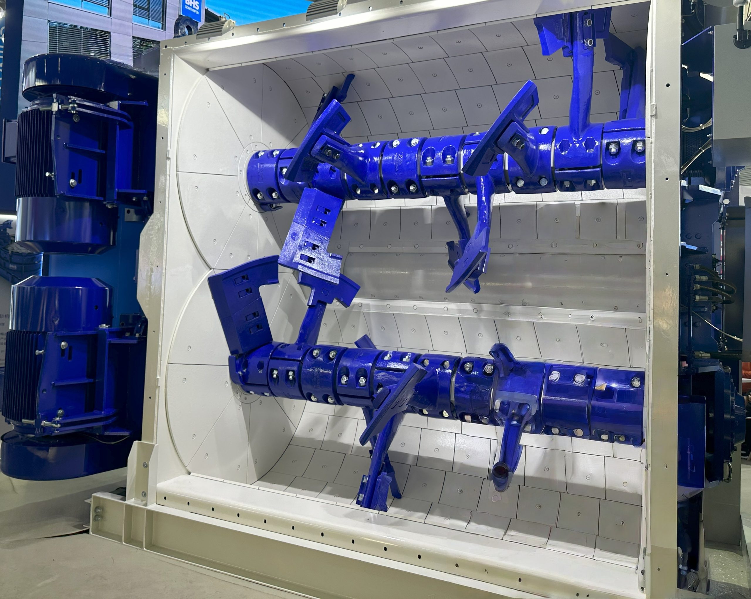 JS4000 concrete mixer structure and components
