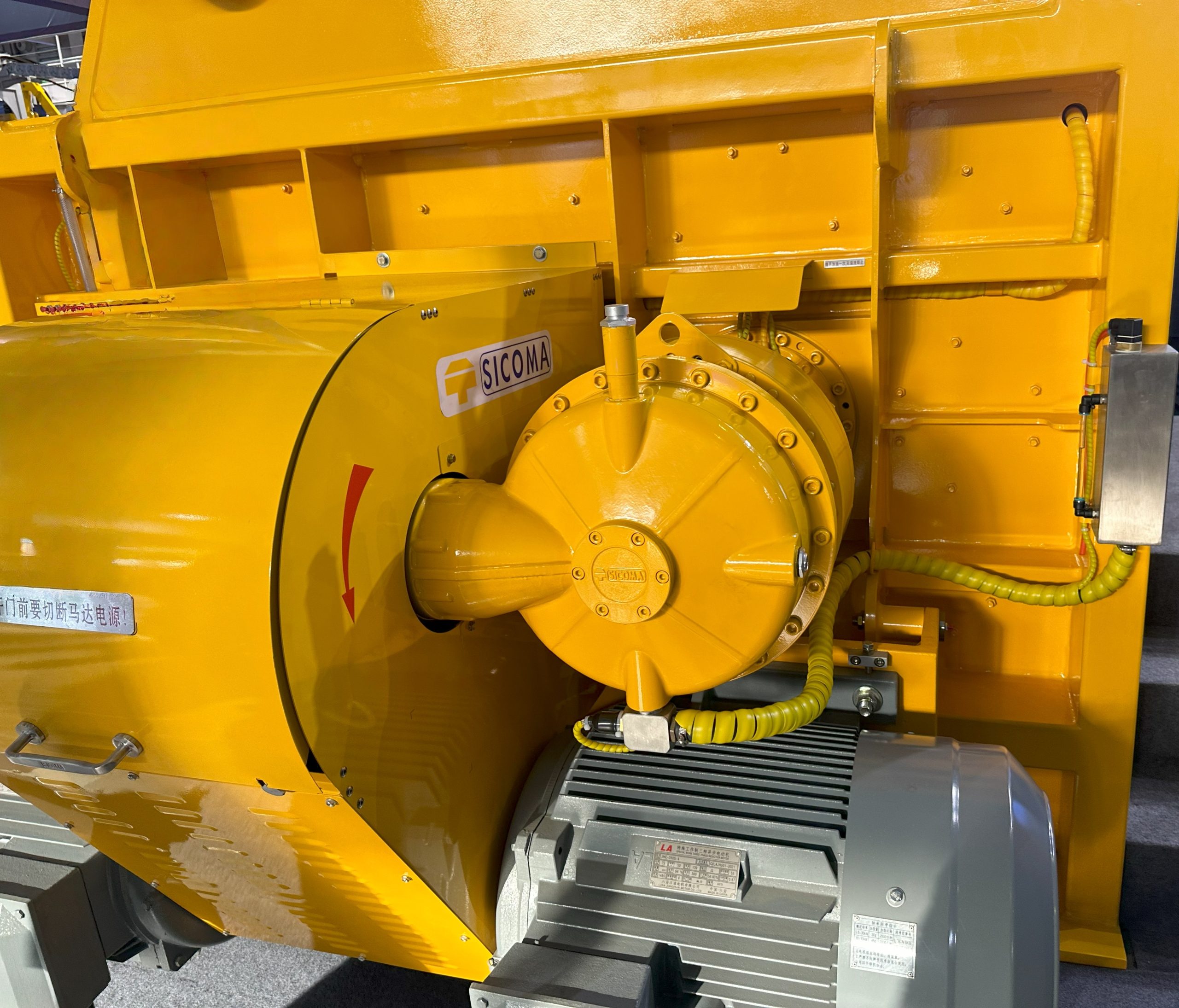 JS4000 twin-shaft concrete mixer