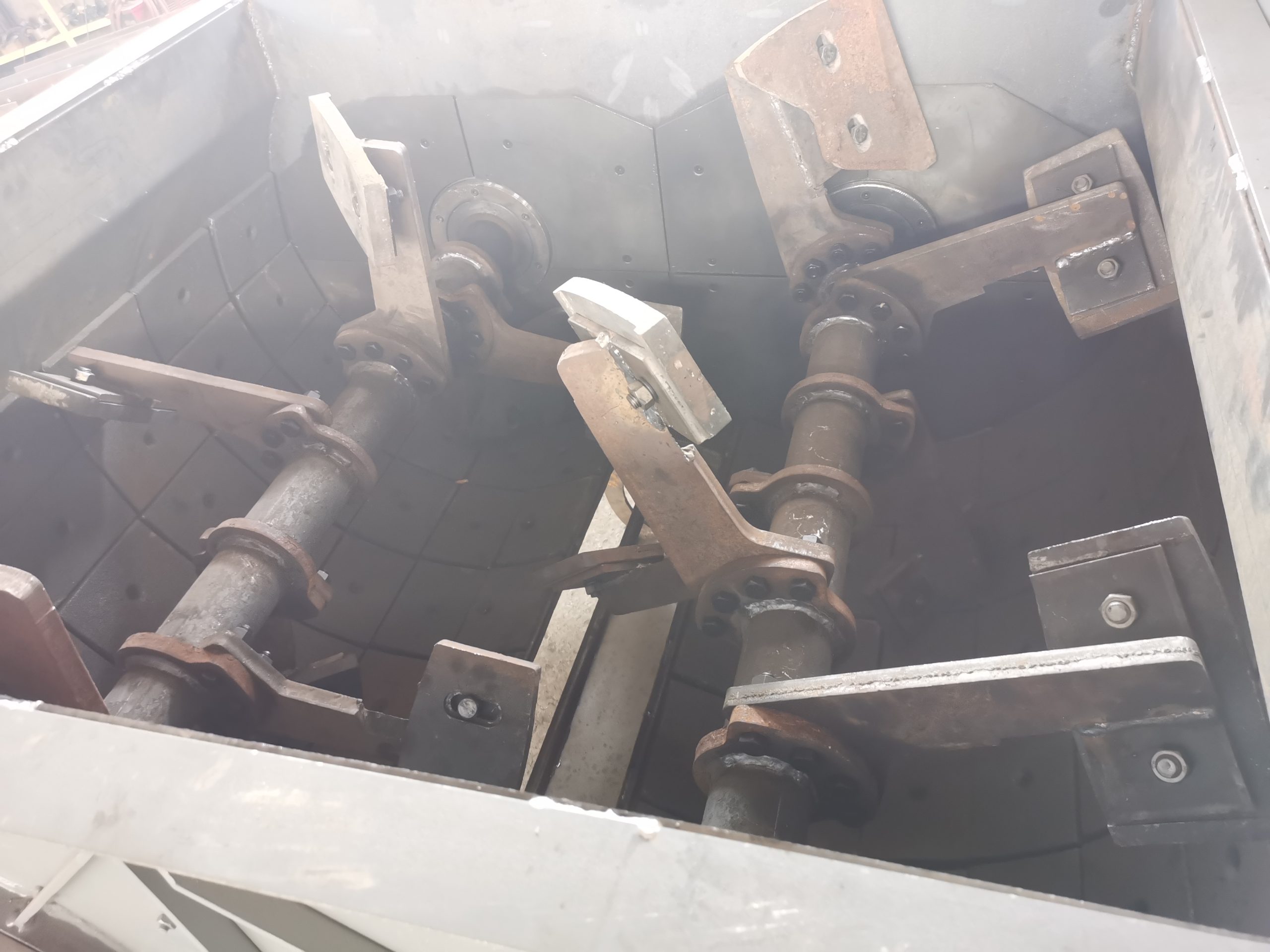 JS500 twin-shaft concrete mixer